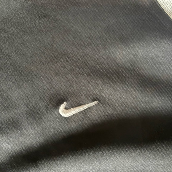 Nike Y2K‎ Grey Tag Men's Black and White Shirt - Picture 2 of 3